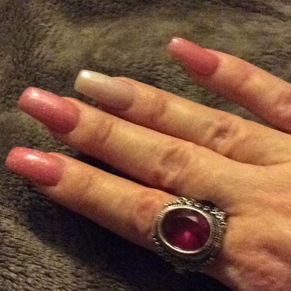 Ring - Picture 2 of 8